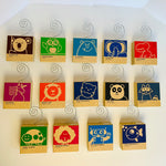 Load image into Gallery viewer, Clever Critters Wood Block Photo Clip
